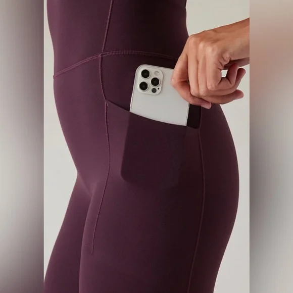 New $129 Athleta Salutation 7/8 Bodysuit Spiced Cabernet Red L - Picture 4 of 9